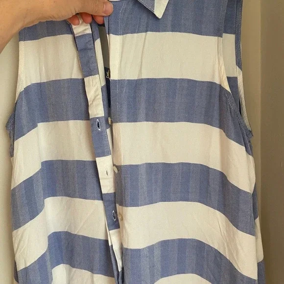 Blue and White Striped Button down Tank top - Picture 3 of 4